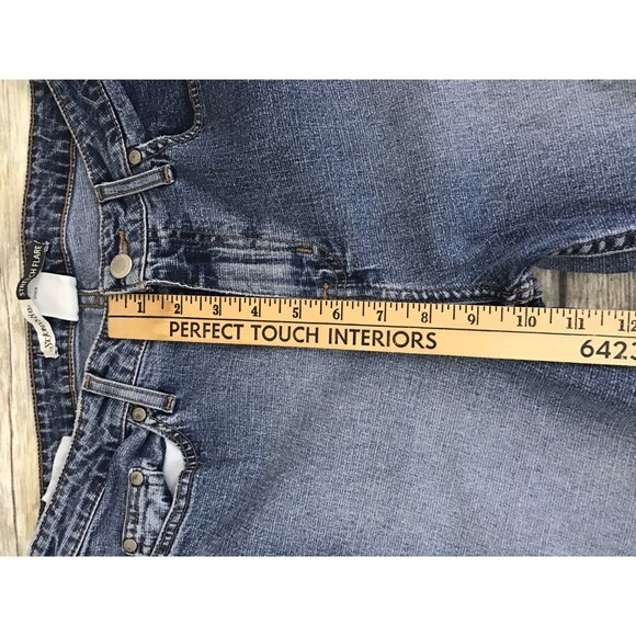 St Johns Bay Womens Jeans Straight Leg Flare Blue 8 Average Stretch Medium Wash - Picture 5 of 11